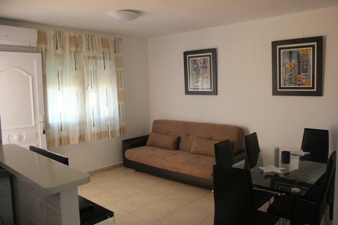 Bungalow Zenia Boulevar Villa Villamartin  Buitenkant foto
